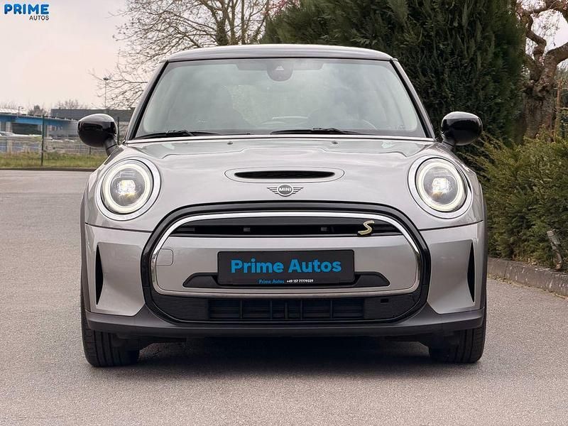 Gebraucht Mini Cooper SE Essential 135 kW (184 PS) 2024 Silber Kleinwagen