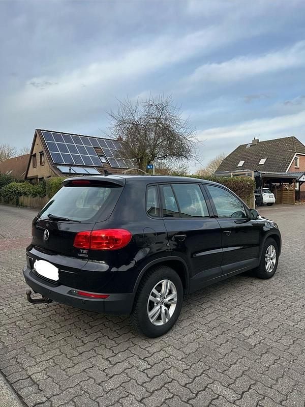 Gebraucht VW Tiguan 122 PS (89 kW) 2014 Schwarz SUV