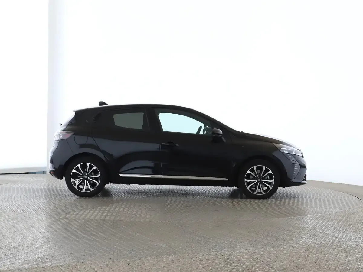 Gebraucht Renault Clio Techno 2025 Blackpearlschwarz (schwarz) Kleinwagen