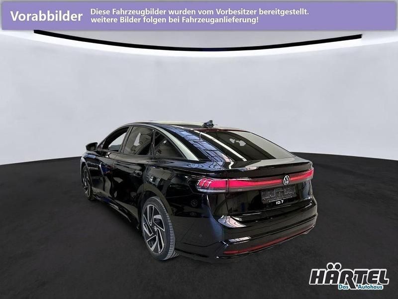 Gebraucht VW ID.7 Pro 210 kW (286 PS) 2024 Grenadillschwarz (black), metallic Limousine