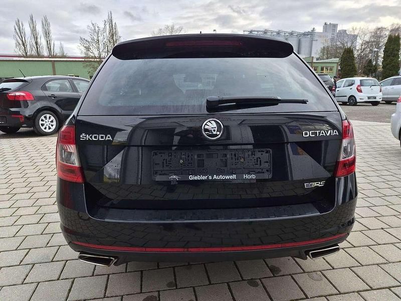 Gebraucht Skoda Octavia RS 184 PS (135 kW) 2015 Schwarz Kleinwagen
