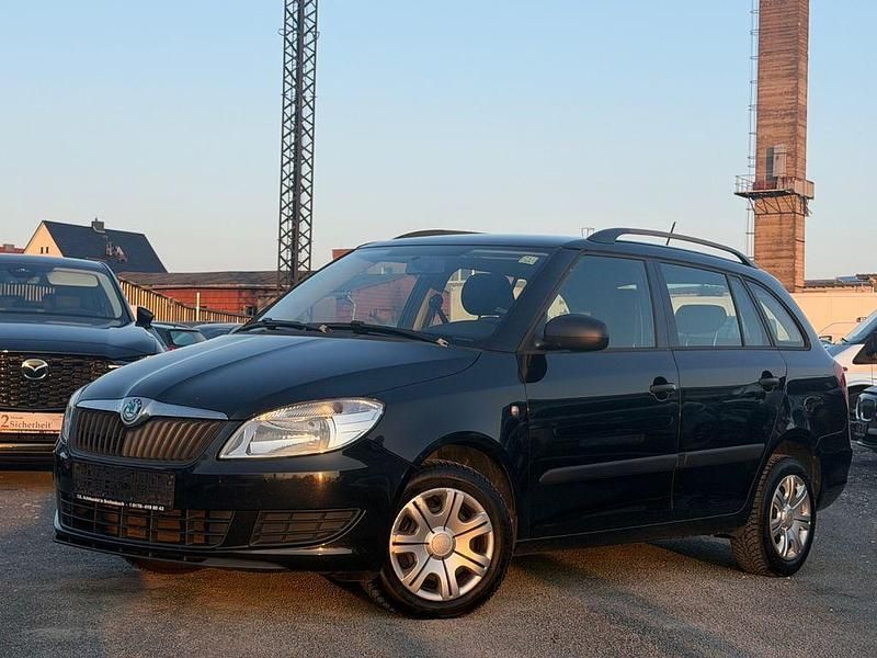 Gebraucht Skoda Fabia Active 75 PS (55 kW) 2011 Schwarz Kombi