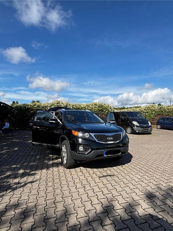 Schwarz Gebraucht 2010 Kia Sorento SUV | 9.300 € - Bild 1/4