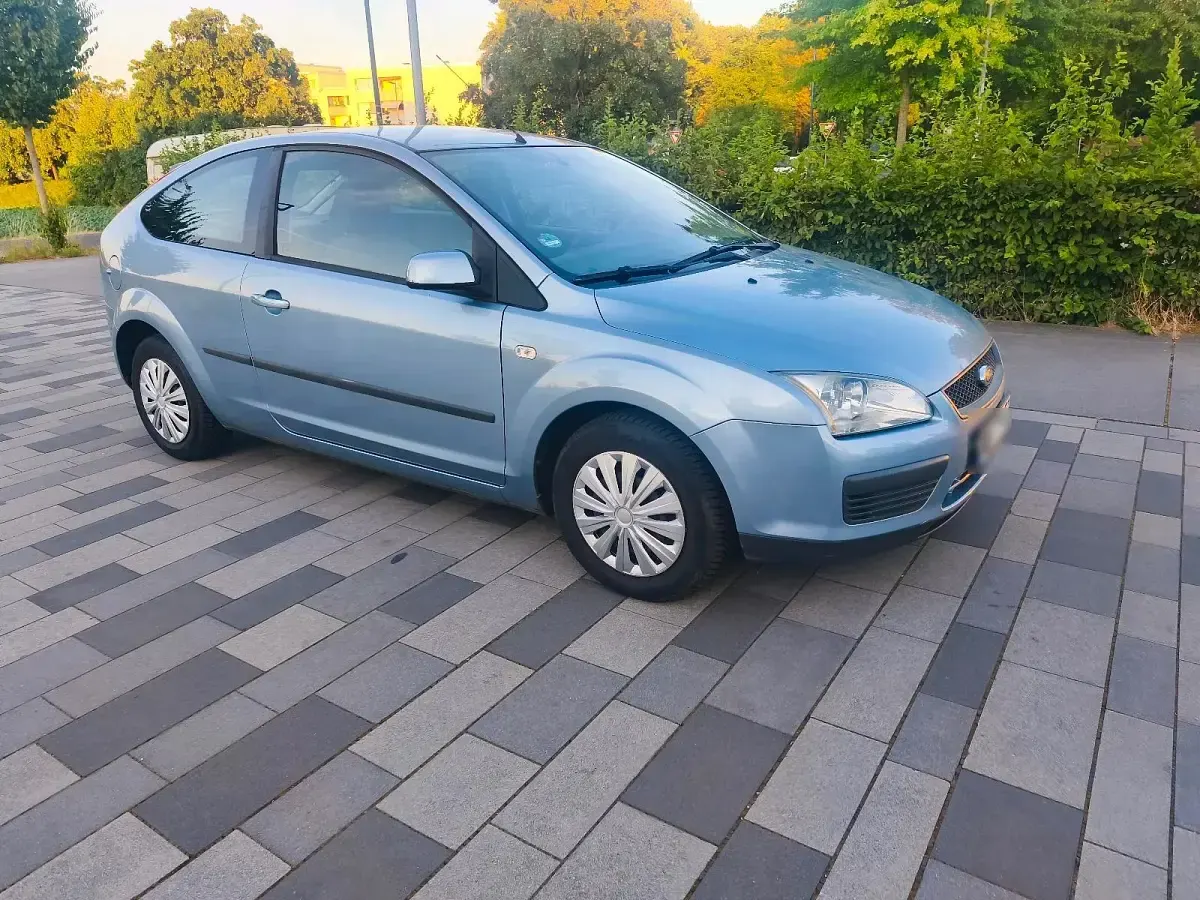 Gebraucht Ford Focus 101 PS (74 kW) 2006 Grau Limousine