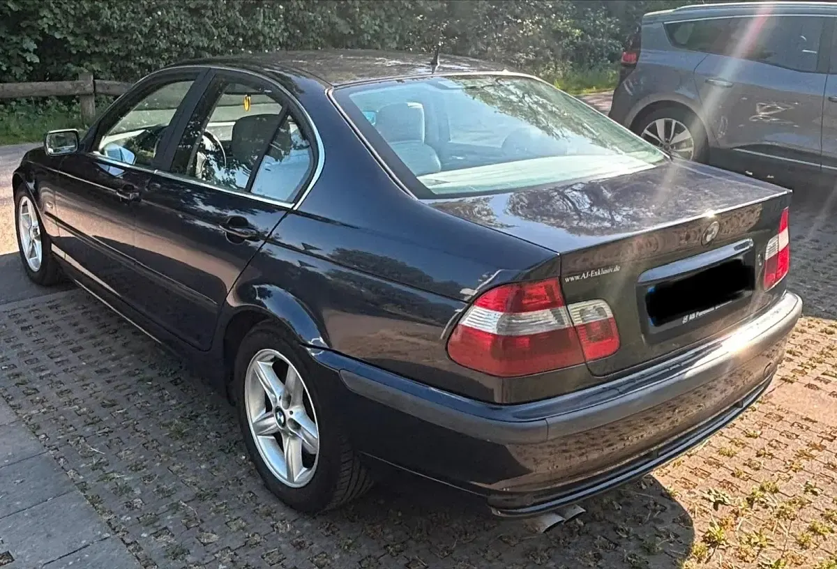 Gebraucht BMW 328 193 PS (141 kW) 1998 Blau Limousine