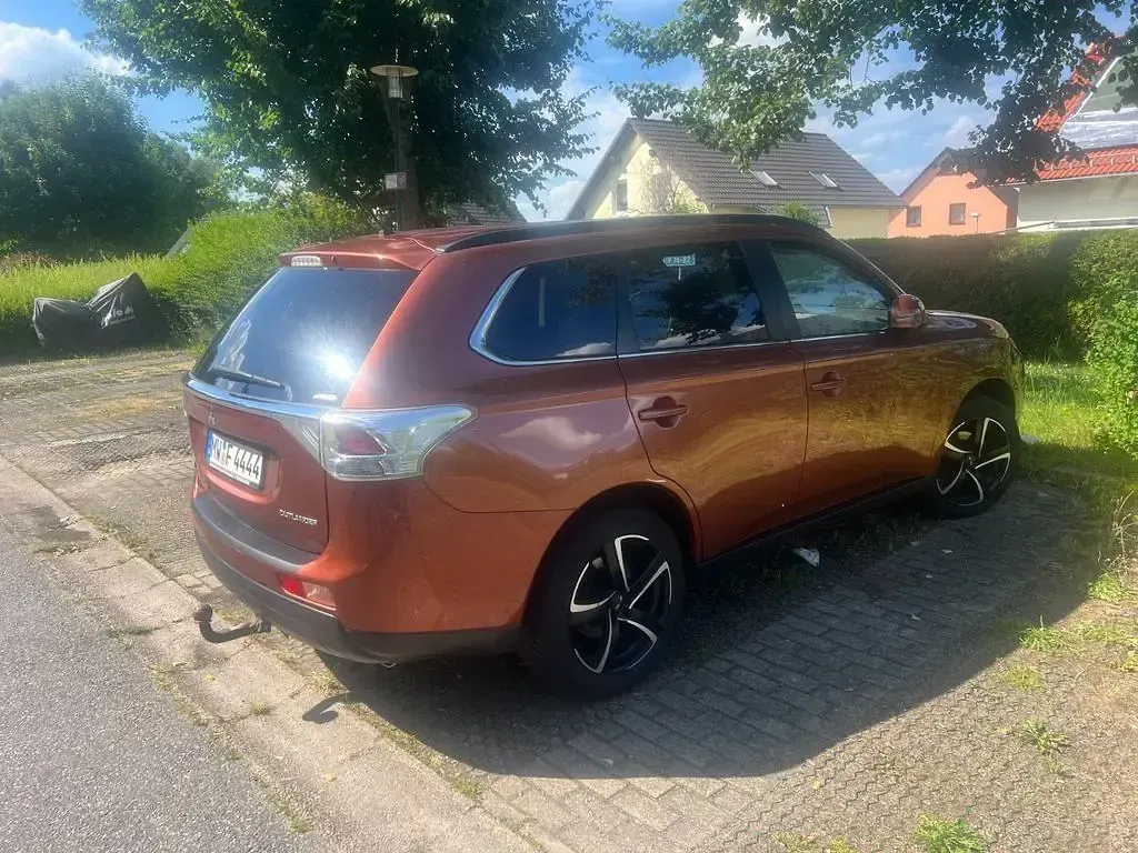 Gebraucht Mitsubishi Outlander 150 PS (110 kW) 2013 Orange SUV