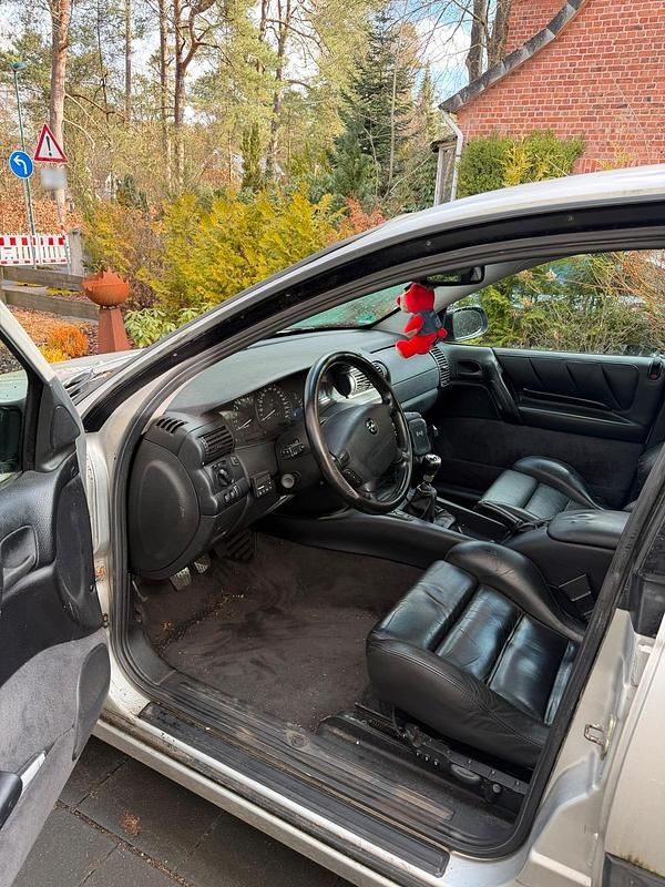 Gebraucht Opel Omega 211 PS (155 kW) 1998 Silber Limousine