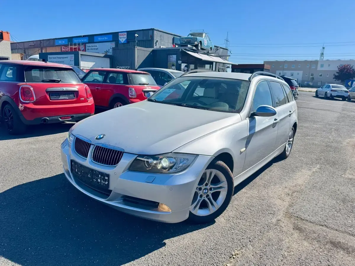 Second-hand BMW 325 218 CP (160 kW) 2008 Argintiu Break