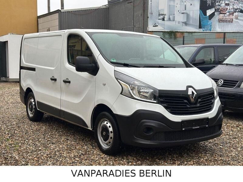 Weiß Gebraucht 2017 Renault Trafic Komfort Van | 11.400 € (Fairer Preis) - Bild 1/4