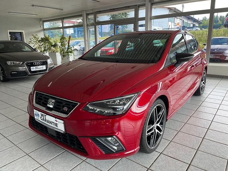 Rot Gebraucht 2020 Seat Ibiza FR Kleinwagen | 11.999 € (Guter Preis) - Bild 1/4