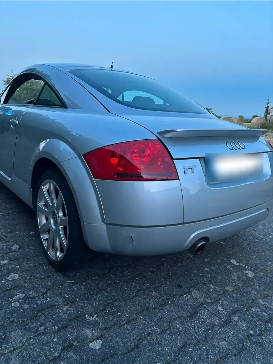 Gebraucht Audi TT 180 PS (132 kW) 2002 Silber Coupé