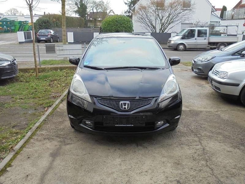 Gebraucht Honda Jazz Trend 90 PS (66 kW) 2010 Storm silver m. Kleinwagen