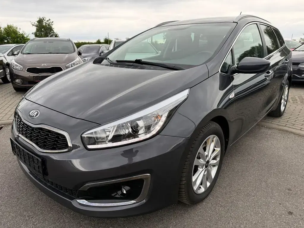 Gebraucht Kia Ceed 136 PS (100 kW) 2015 Grau Kleinwagen