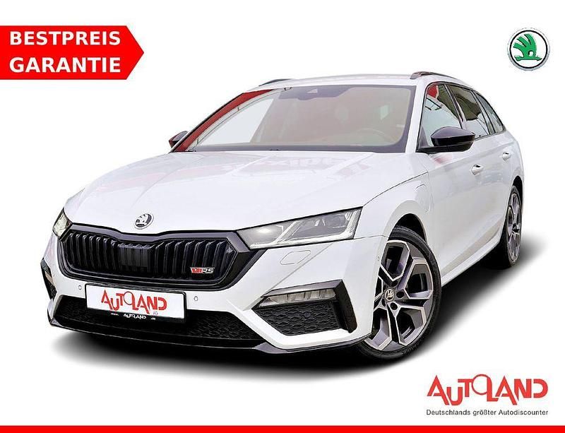 Weiß Gebraucht 2021 Skoda Octavia RS Kombi | 28.950 € (Etwas zu teuer) - Bild 1/4