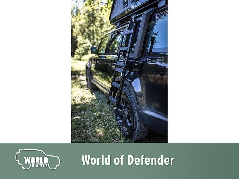 Neu Land Rover Defender SE Dynamic 249 PS (183 kW) 2025 Schwarz SUV