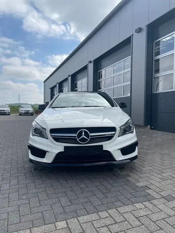 Gebraucht Mercedes CLA45 AMG AMG 381 PS (280 kW) 2016 Weiß Limousine