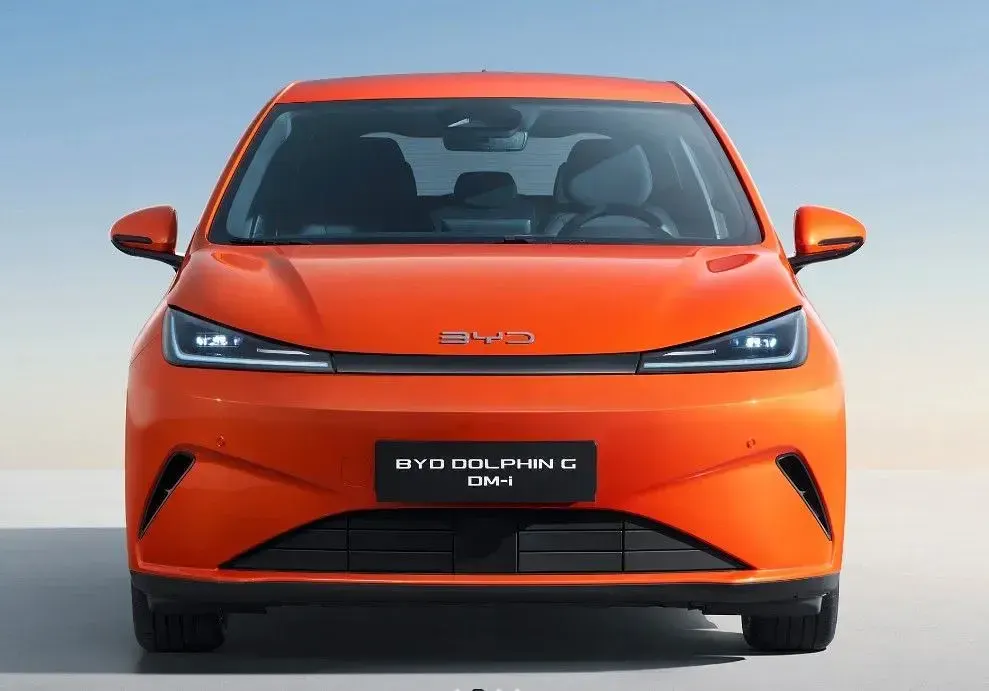 Neu BYD Dolphin Boost 155 kW (212 PS) 2026 Orange Kleinwagen