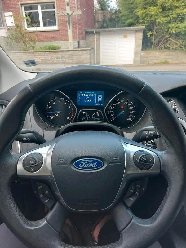 Second-hand Ford Focus 150 CP (110 kW) 2012 Negru Break