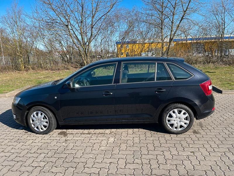 Gebraucht Skoda Rapid Ambition 86 PS (63 kW) 2013 Schwarz Limousine
