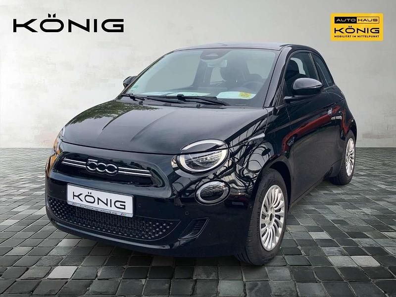Onyxschwarz Gebraucht 2023 Fiat 500e Limousine | 24.990 € (Etwas zu teuer) - Bild 1/4