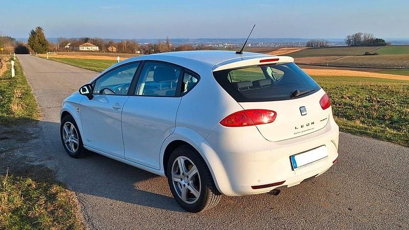 Gebraucht Seat Leon Copa 105 PS (77 kW) 2011 Weiß Kleinwagen