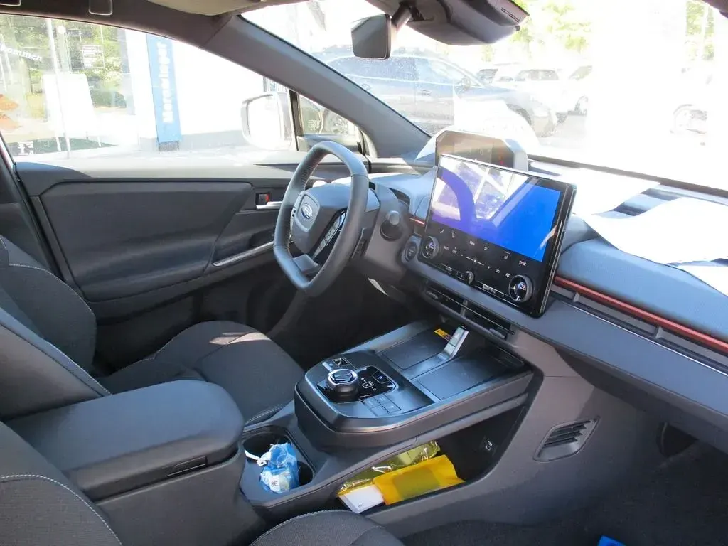 Neu Subaru Uncharted Trend 124 kW (169 PS) 2026 Weiß SUV
