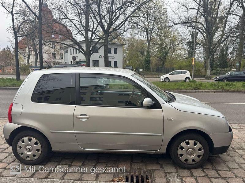 Używany VW Lupo 75 KM (55 kW) 2001 Srebrny Hatchback