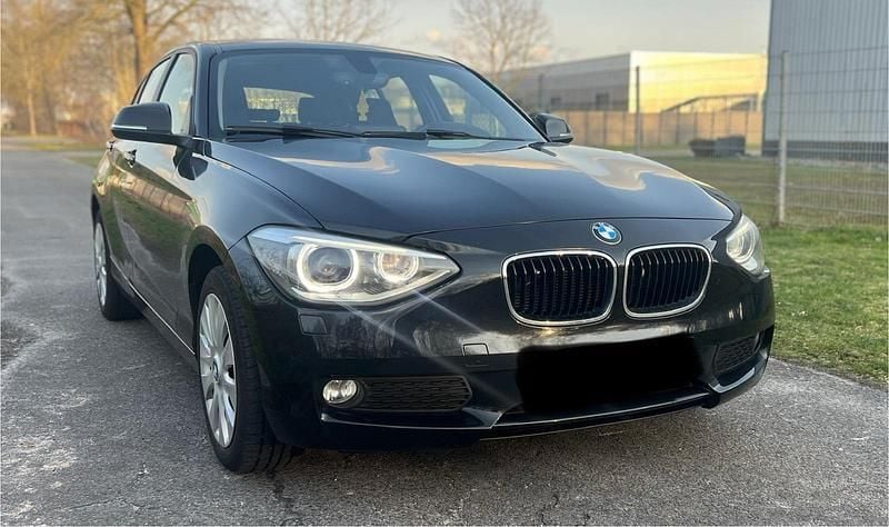 Gebraucht BMW 118 143 PS (105 kW) 2014 Schwarz Kleinwagen