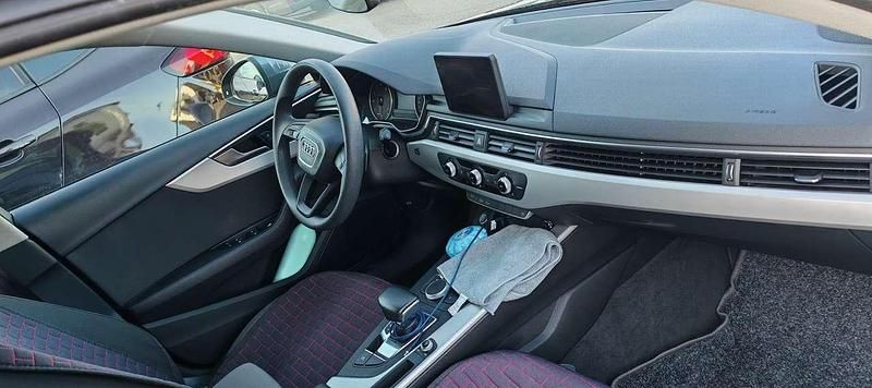 Gebraucht Audi A4 Design 150 PS (110 kW) 2019 Kombi