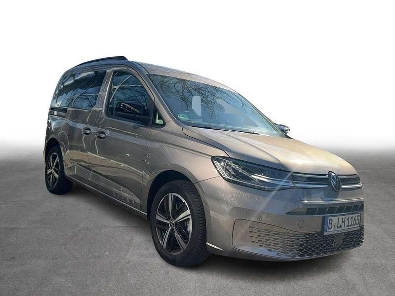 Gebraucht VW Caddy Life 116 PS (85 kW) 2024 Mojave beige metallic Van / Kleinbus