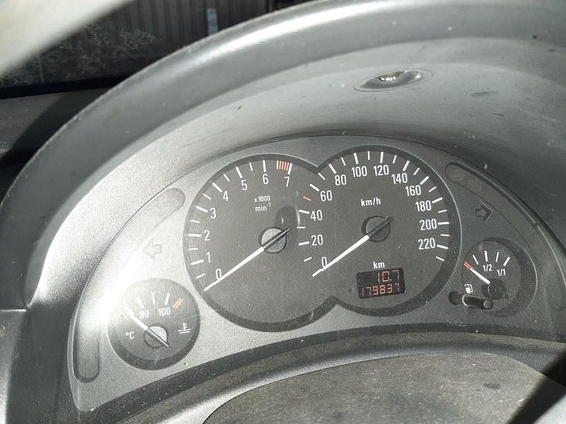 Gebraucht Opel Corsa 60 PS (44 kW) 2001 Blau Kleinwagen