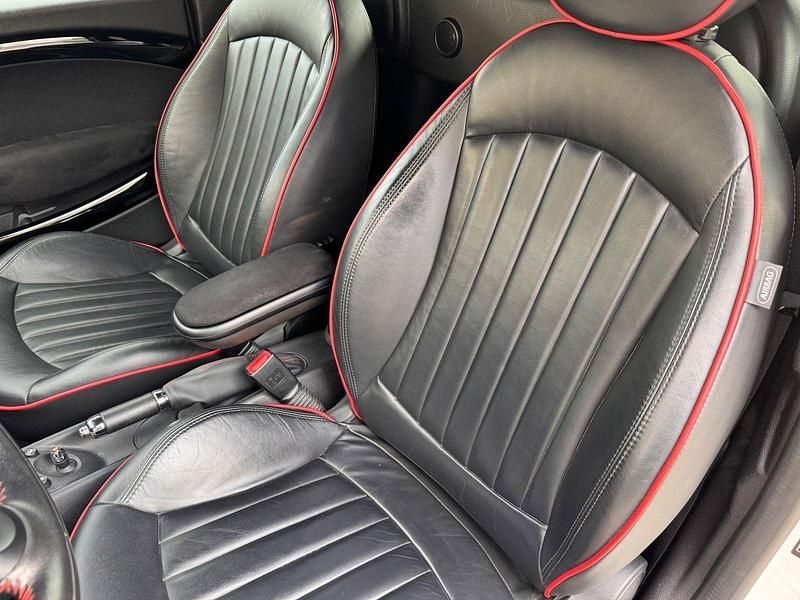 Gebraucht Mini John Cooper Works Coupé 211 PS (155 kW) 2014 White silver metallic Coupé