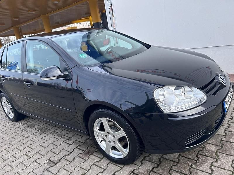 Schwarz Gebraucht 2006 VW Golf V Kleinwagen | 2.000 € (Superpreis) - Bild 1/4