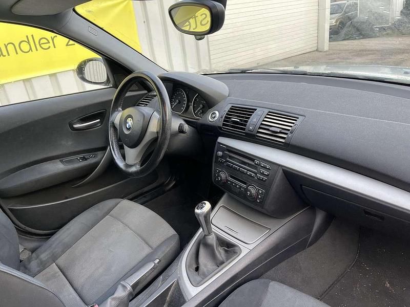 Gebraucht BMW 116 116 PS (85 kW) 2004 Silber Kleinwagen