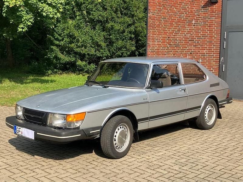Gebraucht Saab 900 110 PS (80 kW) 1985 Silber Coupé