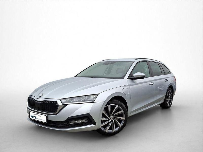 Silber Gebraucht 2022 Skoda Octavia Kombi | 23.650 € (Guter Preis) - Bild 1/4