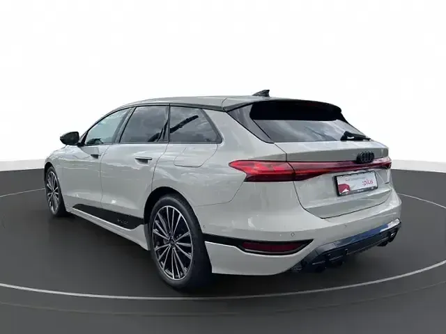 Gebraucht Audi A6 e-tron Ambiente 231 kW (315 PS) 2025 Beige Kombi