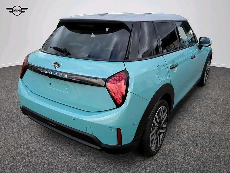 Gebraucht Mini Cooper S Classic 204 PS (150 kW) 2025 Grün Kleinwagen