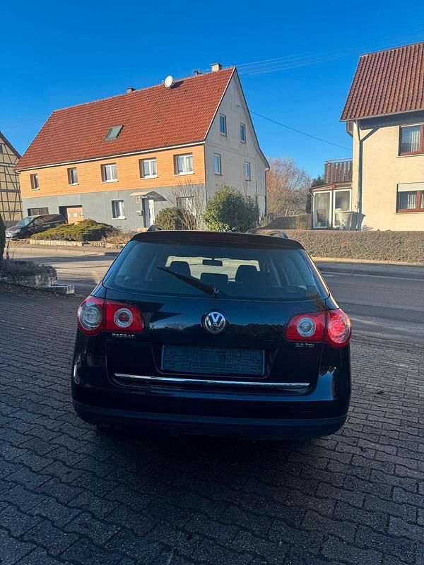 Gebraucht VW Passat 140 PS (102 kW) 2007 Schwarz Kombi