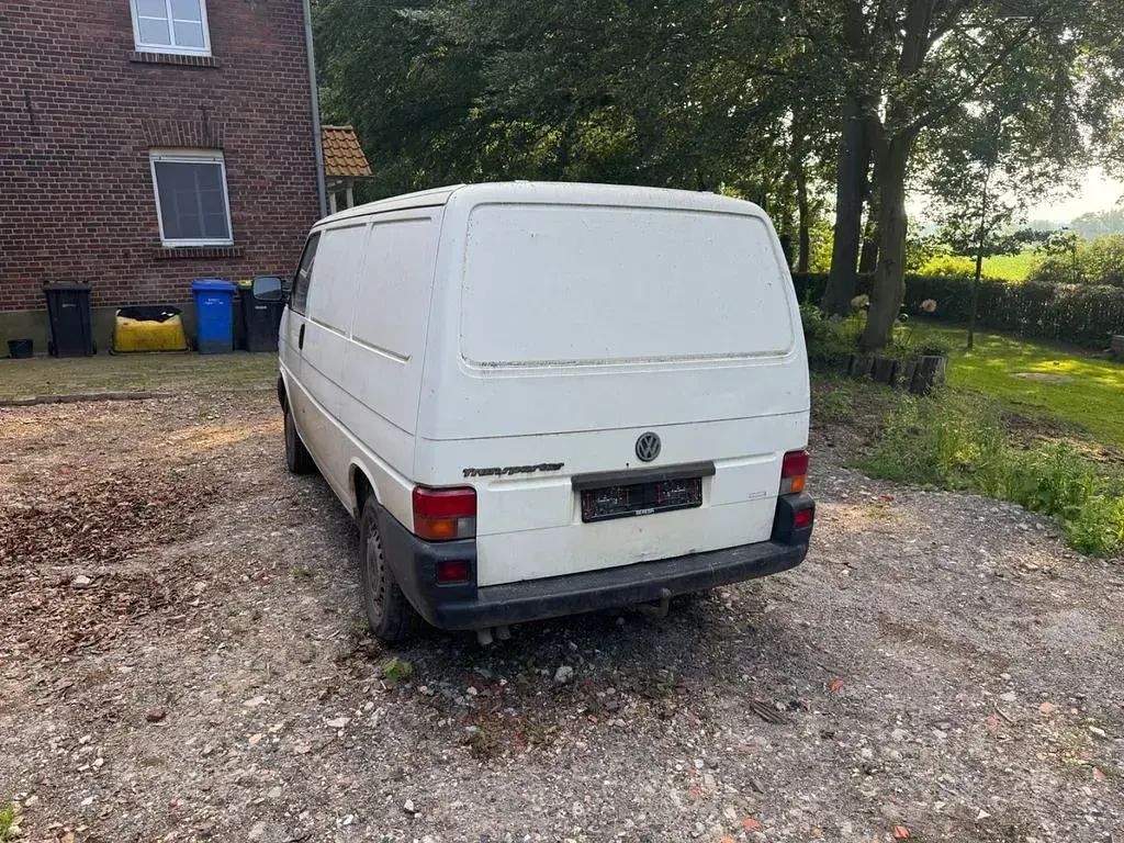 Gebraucht VW T4 68 PS (50 kW) 1999 Weiß Van
