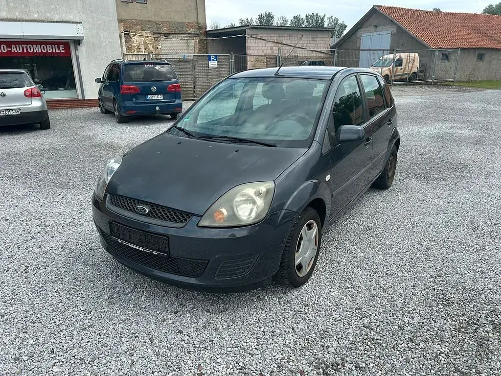 Gebraucht Ford Fiesta 80 PS (58 kW) 2008 Grau Kleinwagen