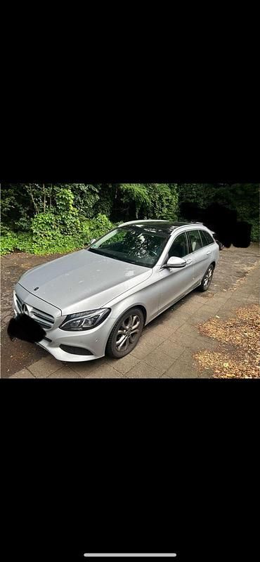 Silber Gebraucht 2017 Mercedes C220 Kombi | 17.500 € (Guter Preis) - Bild 1/4
