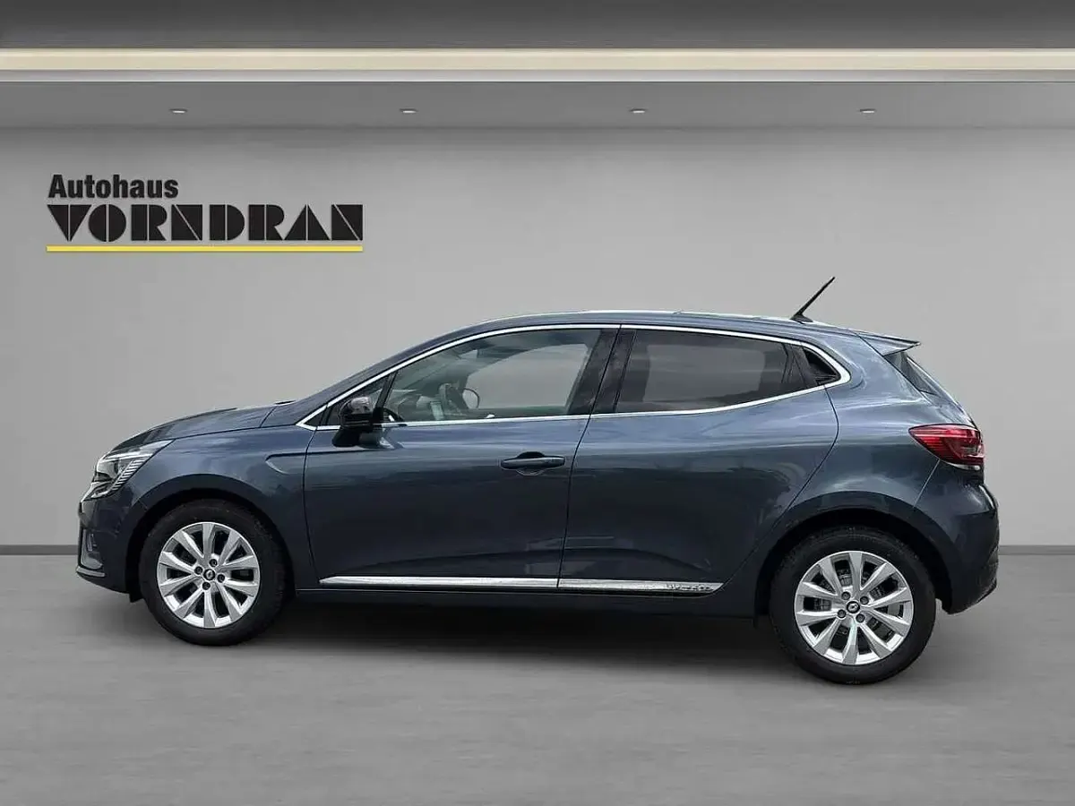 Gebraucht Renault Clio V Intens 140 PS (102 kW) 2021 Grau Limousine