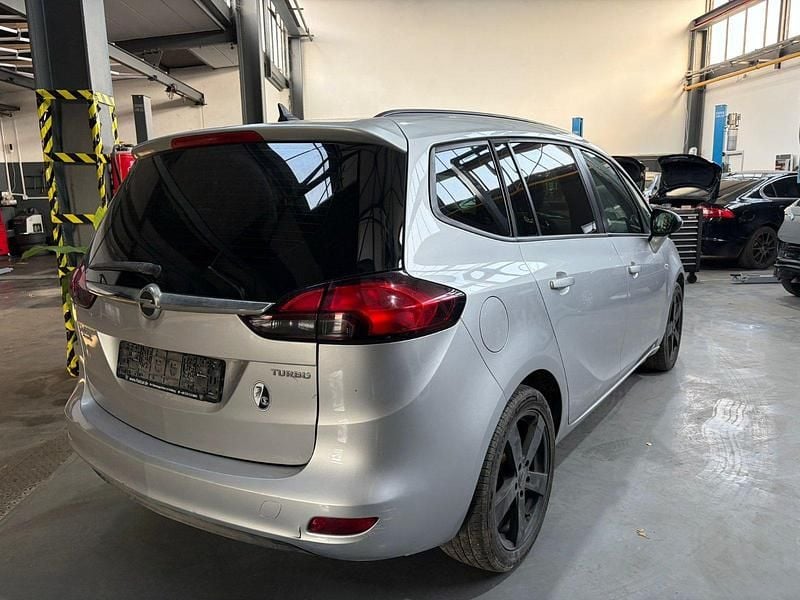 Gebraucht Opel Zafira 140 PS (102 kW) 2014 Grau Van / Kleinbus
