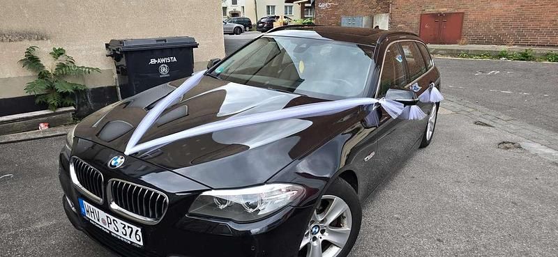 Gebraucht BMW 520 231 PS (169 kW) 2011 Schwarz Kombi