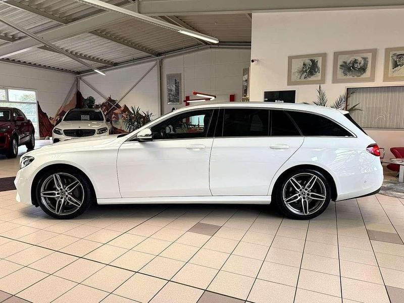 Gebraucht Mercedes E300 AMG line 245 PS (180 kW) 2020 Weiß Kombi