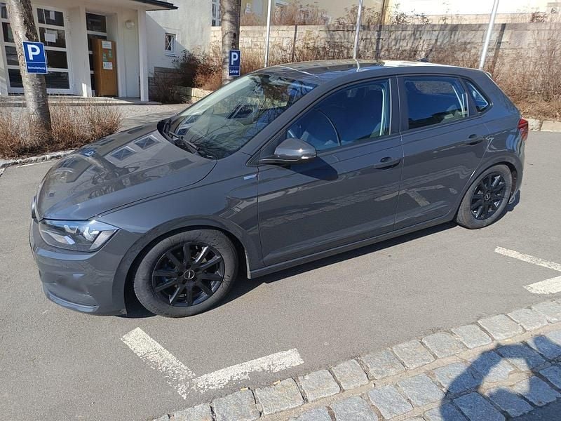 Gebraucht VW Polo Comfortline 80 PS (58 kW) 2021 Grau Kleinwagen