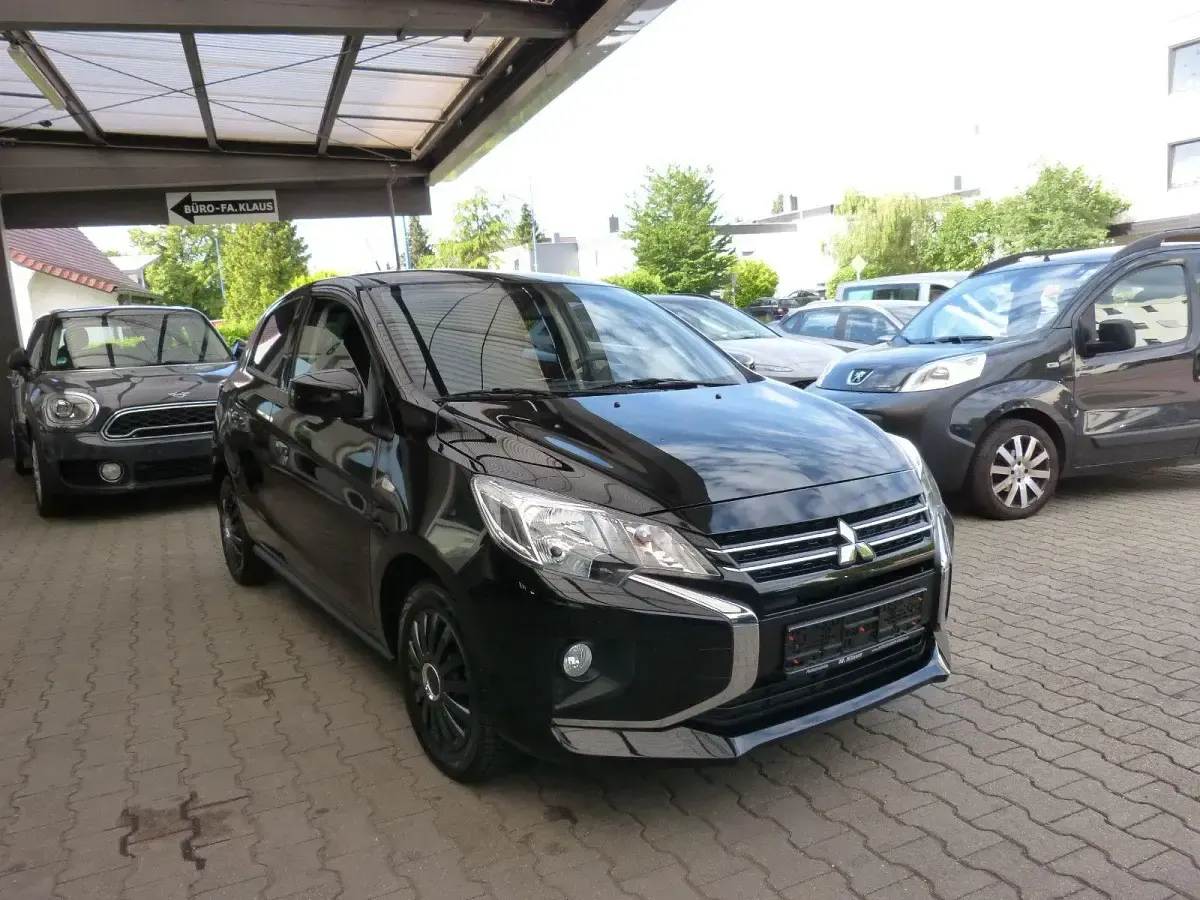 Gebraucht Mitsubishi Space Star 71 PS (52 kW) 2024 Schwarz Kleinwagen