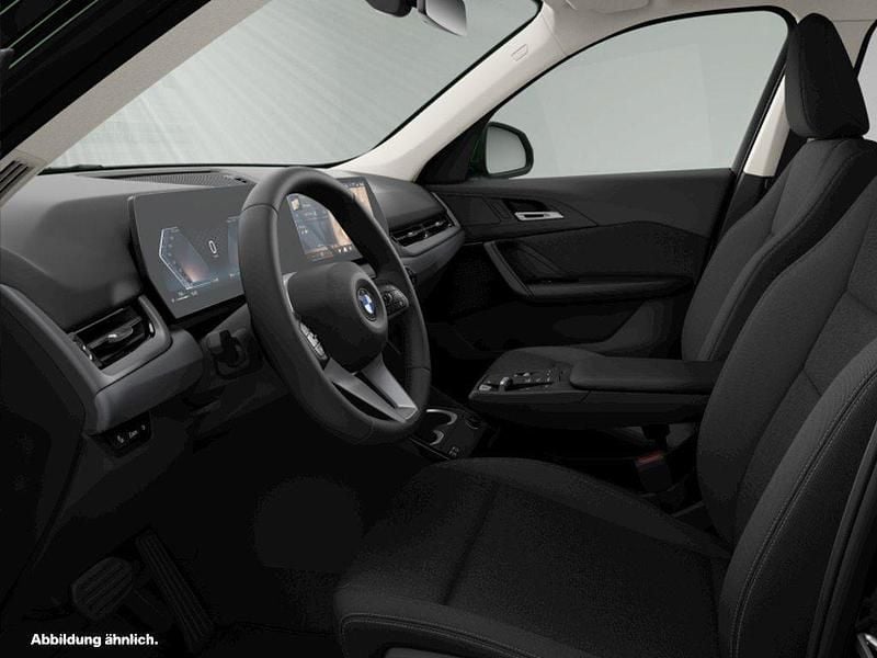 Gebraucht BMW X1 Efficient Dynamics 170 PS (125 kW) 2025 Sanremo green metallic SUV
