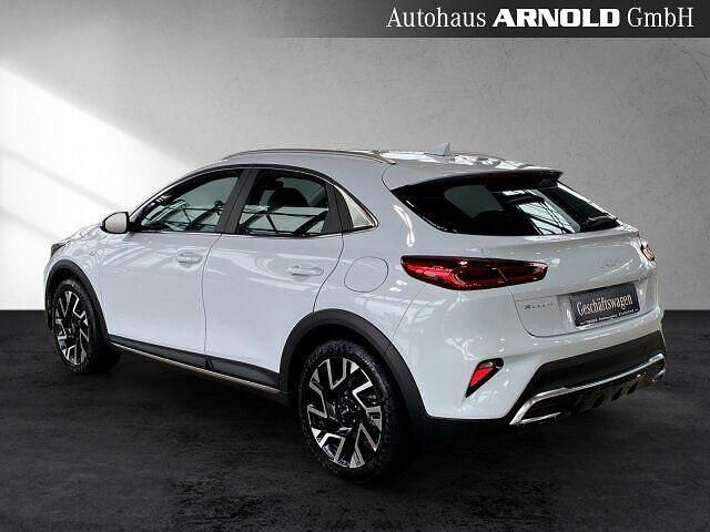 Gebraucht Kia XCeed Comfort 140 PS (102 kW) 2025 Weiß (carraraweiß) SUV